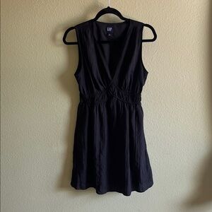 GAP Women's Black V-Neck Mini Dress